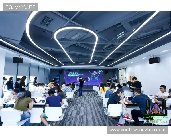 白金国际真人娱乐：专业的客服团队全天候在线，为玩家提供最贴心的游戏支持与服务